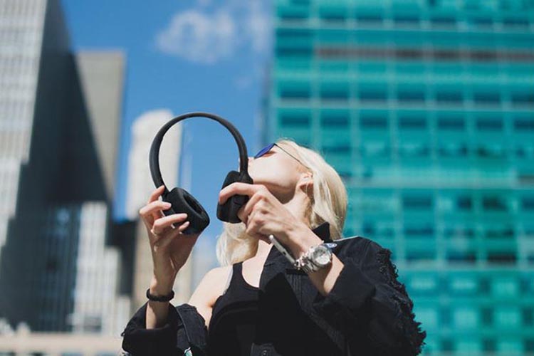 Cách kết nối tai nghe với máy tính chạy Windows 10 và Windows 7